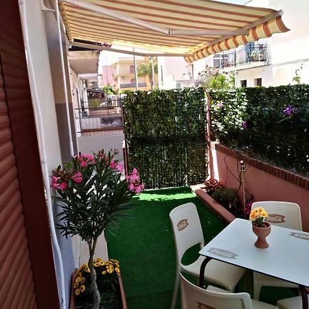 Holiday House Marlin Giardini Naxos Dış mekan fotoğraf
