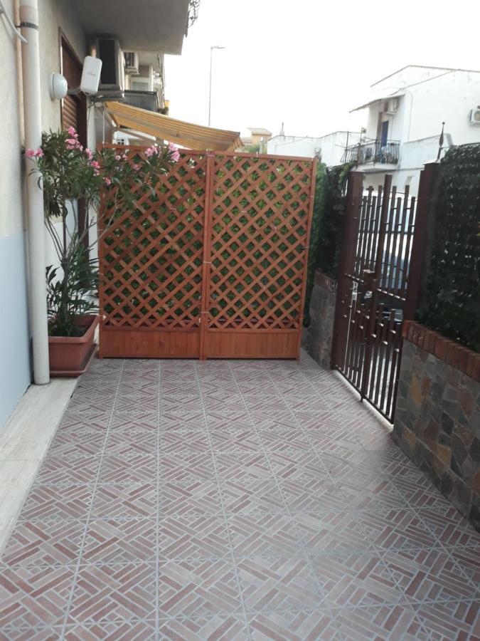 Holiday House Marlin Giardini Naxos Dış mekan fotoğraf